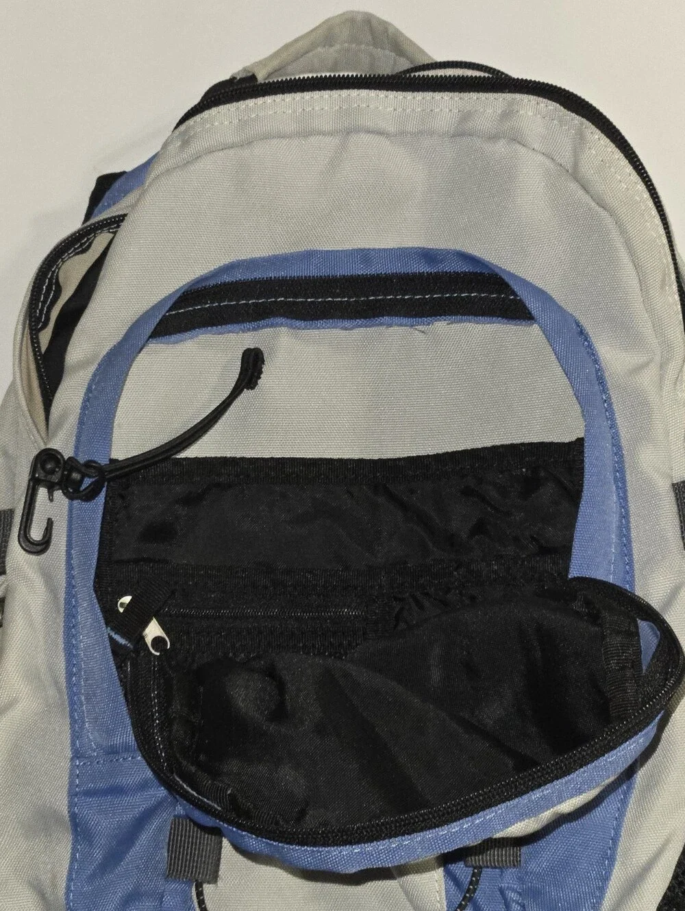Eddie Bauer Mens Blue, Gray, & Black hiking backpack